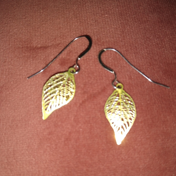 Solid 925 REAL Sterling Silver Wires Lemon Lime Green Leaves Leaf Earrings New - Picture 4 of 6